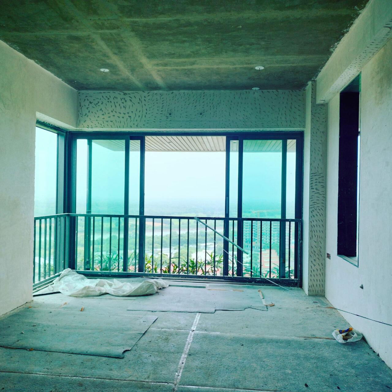 shntigram east-01